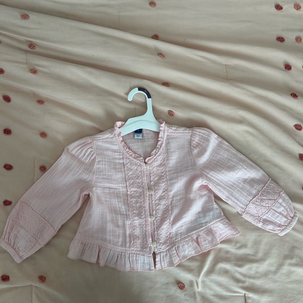 4T cute boho shirt. Excellent condition, never worn tags off. Pink